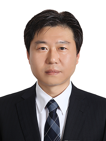김현범